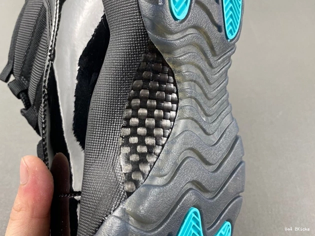 - Jordan Air 670 1822 378037 11 Cozy 0626